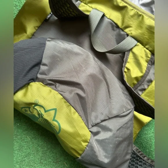 Kelty Summit 15 Woodbine Lightweight Backpack 15 Liter - Picture 5 of 6